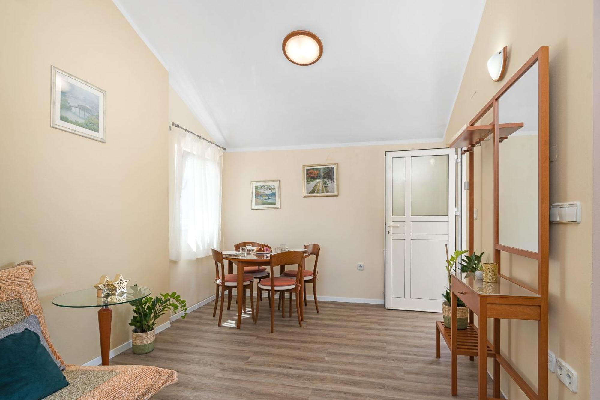 Beach Apartments Villa Kaya Сукошан Номер фото